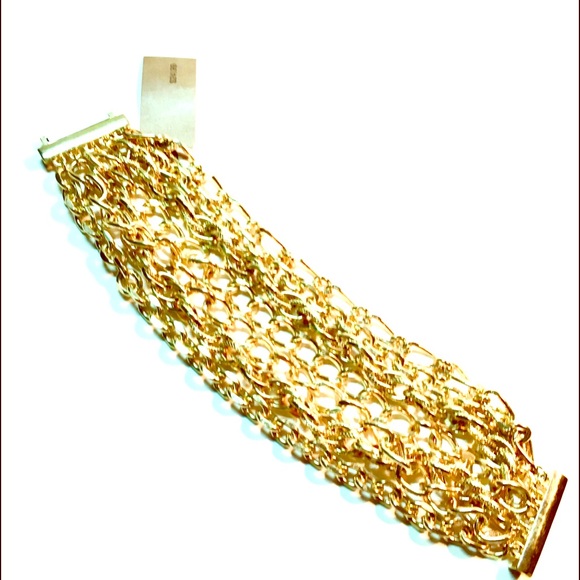Jewelry - Gold bracelet Jewelry - Gold bracelet